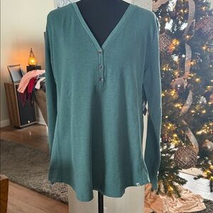 Eddie Bauer Teal Buttoned Long Sleeve Top